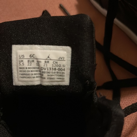 Jordan shoes Retro 1 Mid SE Toddler Air Jordan/ no box - Picture 8 of 8